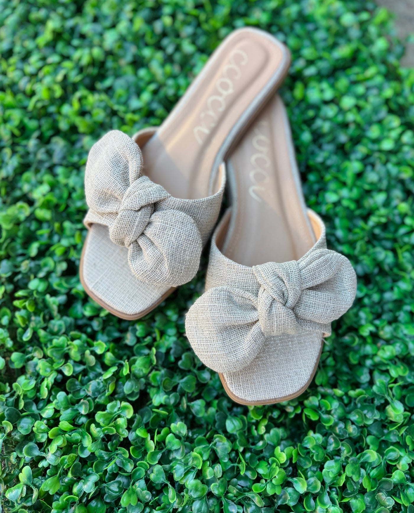 Bow-Tastic Sandals